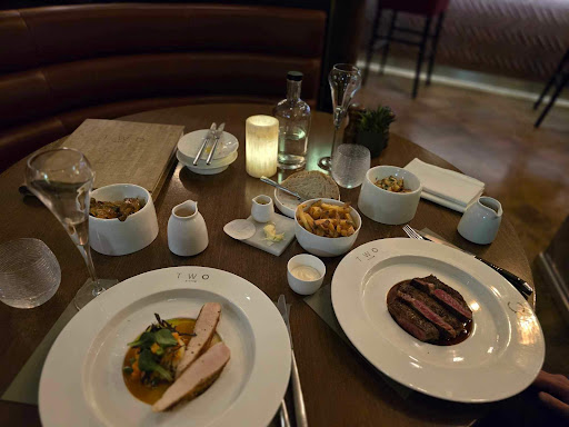 Bistro TWO - Visual