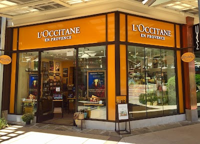 clothing-store