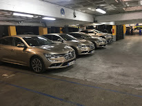 GARAGE PONIATOWSKI PARIS 12 à Paris