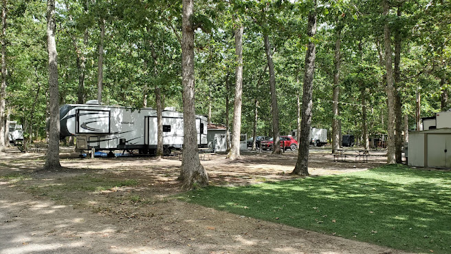 Spacious Skies Campgrounds - Country Oaks by null
