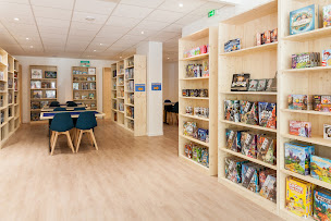 Photo n°3 de Dés, Rires et des Jeux à Montigny-le-Bretonneux (Magasin de jeux de cartes/jeux de plateaux)