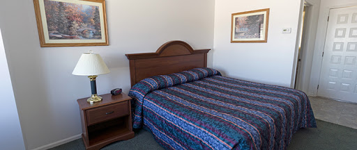 Crystal Lake Resort - Thumbnail