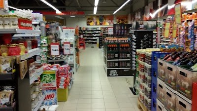 Photos of Madara 93 Top Shop