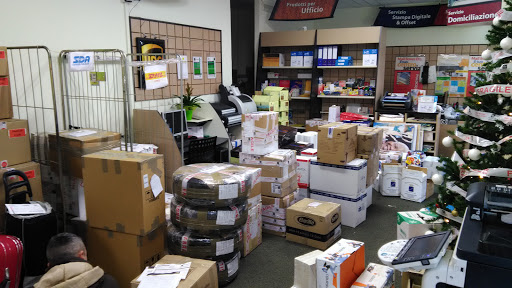 Mail Boxes Etc. - Centro MBE 0679
