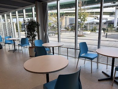 カフェもぐもぐ（関空アイスアリーナ）