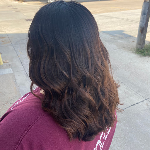 Gettin’ Snippy Hair Salon- Jessica Davis Gallery - United States