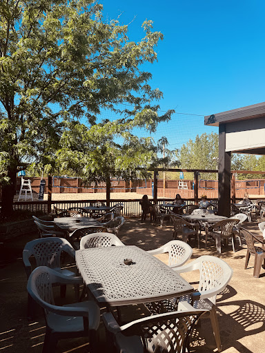 Deuce Pub & Pit