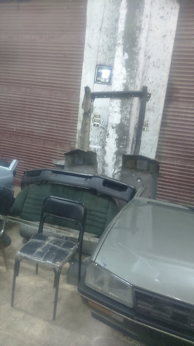 Photos of أبو شعير لاستيراد وتجارة قطع غيار السيارات البيجو