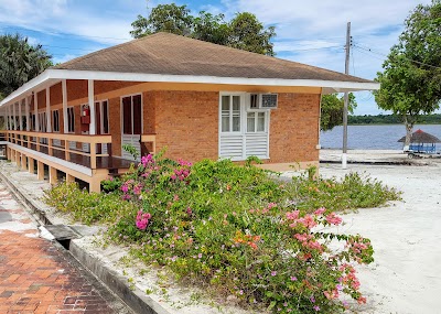 Photos of Lake Mainstay Resort