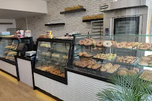 Melemendi Bakery image