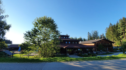 Jagdmärchenpark Hirschalm mit Sommerrodelbahn