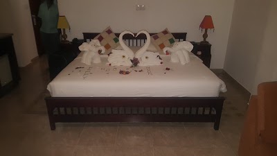 Photos of Thuruliya Lodge & Coffee Shop