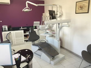 Photo n°5 de Dr Sophie CHAMPETIER à Aubagne (Dentiste)