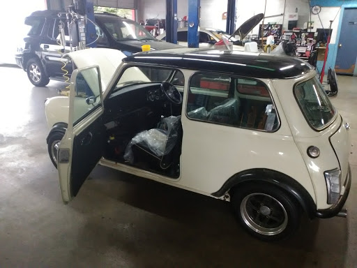 Eliseo's Garage - Thumbnail