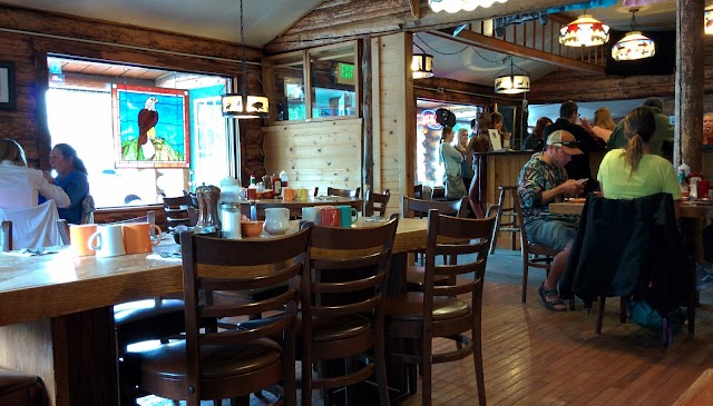 Nora's Fish Creek Inn