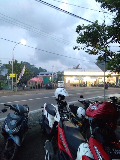 Photos of Alfamart Kalipucang