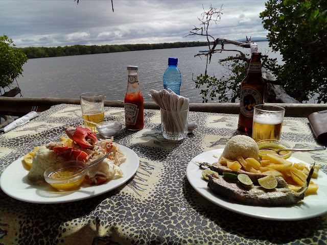 Crab Shack Dabaso, Mida Creek