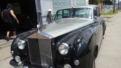 A Silver Fox Limousine