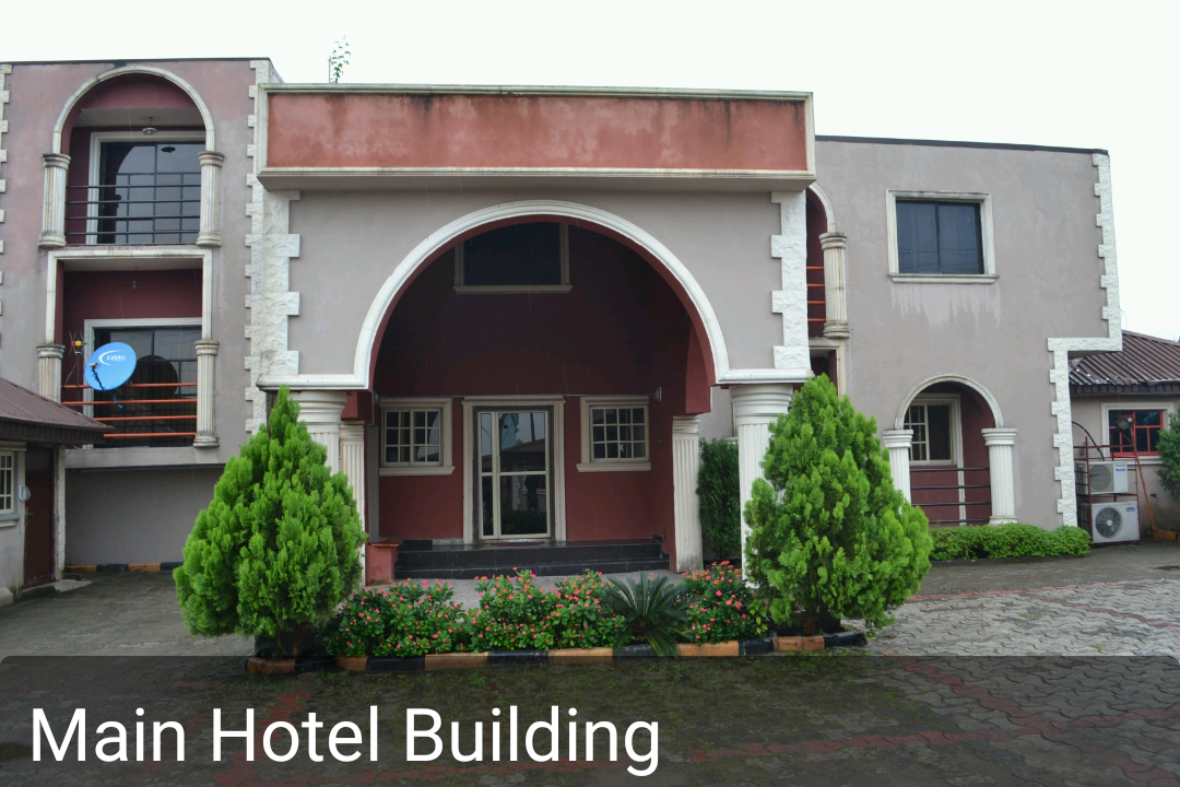 Aquatic Suites & Lounge