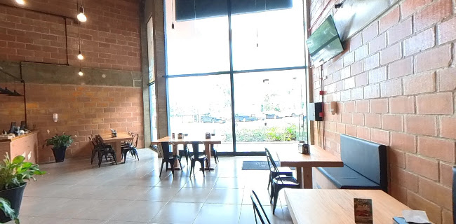 Comodoro Burguer - Barigui