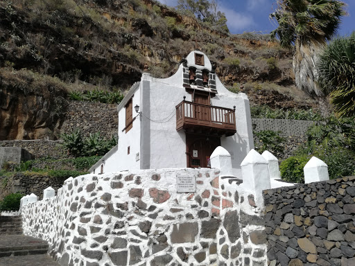 Ermita de nuestra señora del Carmen Logo