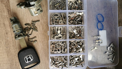 ช่างกุญแจลพบุรี ช่างแดงกุญแจไทย