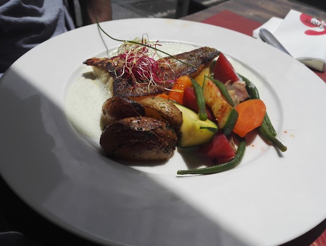 Le Bistrot Itsaski