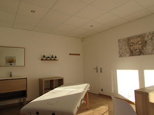 Photo n°2 de Espace LOREKA - Développement personnel, professionnel & bien être à Chambéry (Bassens) à Bassens (Agence de location de bureaux)