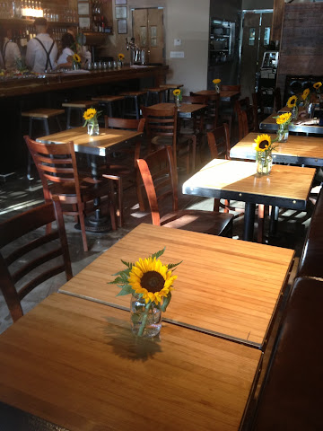 The Park View by null