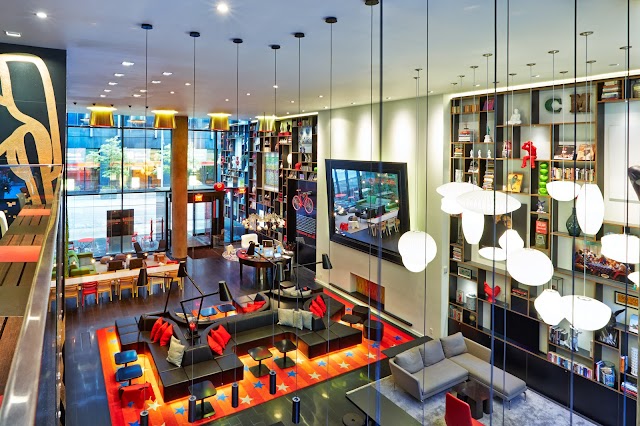 citizenM New York Times Square Hotel