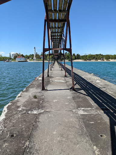 Sturgeon Bay Canal Light - Thumbnail