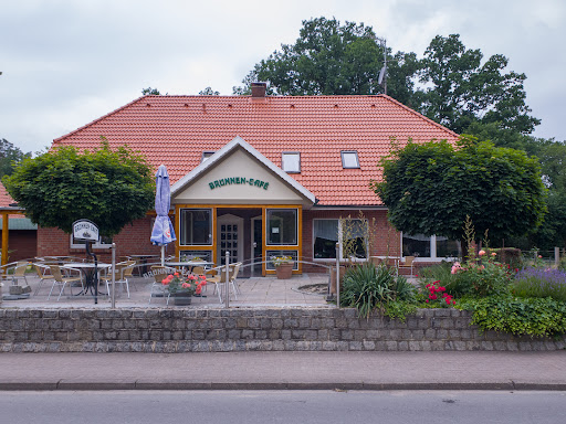 Brunnen Café - Visual