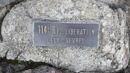 Monument d'hommage aux Combattants De La Poche De La Rochelle. - Thumbnail