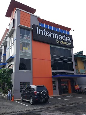 Intermedia Book Store, Author: E.A. Paminto