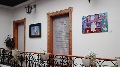 Photos of Efr&eacute;n Rebolledo Cultural Center