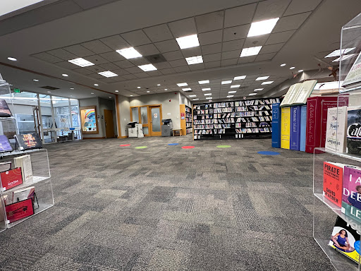 Davis County Library Layton Branch Gallery - United States