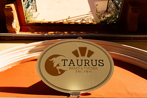 Taurus Tabern - Visual