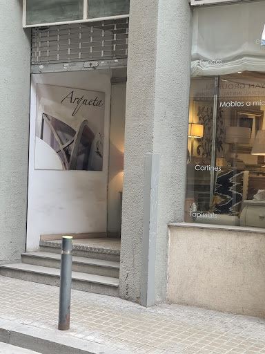 Arqueta - Visual