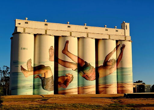 Colour Tumby Silo Art