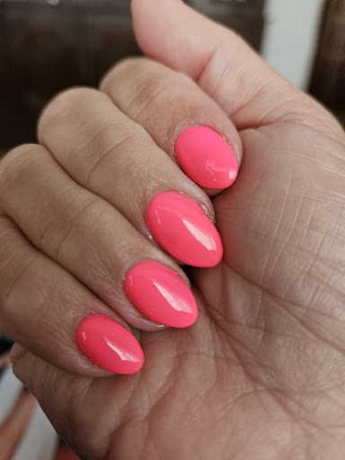 Bong Nails