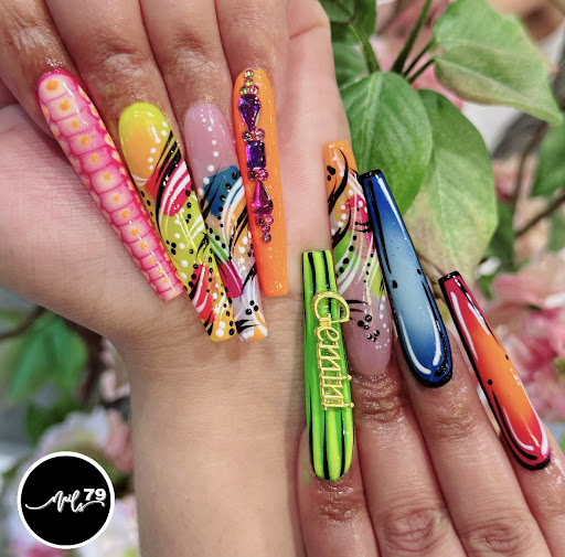 NAILS 79 - Visual