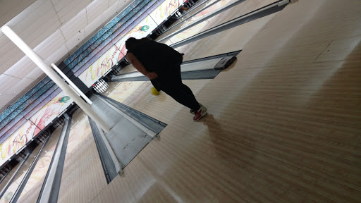 Gold Cup Bowling Center - Thumbnail