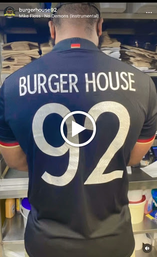 Photo 6 - BURGER HOUSE