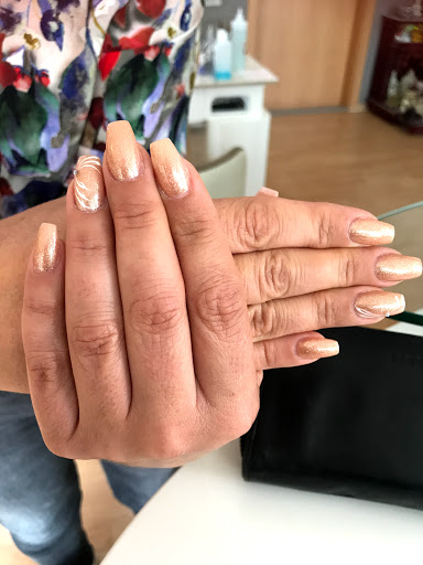 StarNails Großroseln - Thumbnail