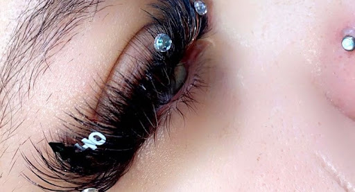 Royal Esthetics & Lash Supply Company - Thumbnail