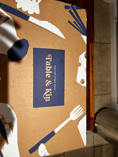 Table & Kin - Visual