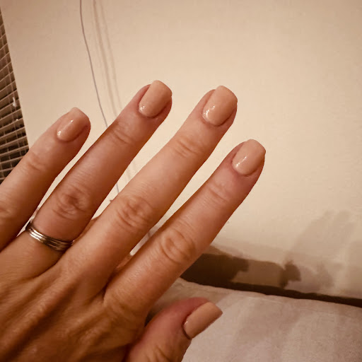 Hot Nails Salon Gallery - United States