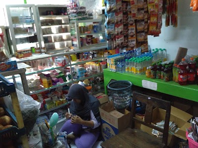 Photos of TOKO YAYAT GODEG
