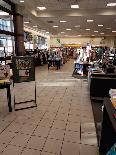 Photos of Barnes & Noble Booksellers Middletown