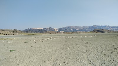 Yarışlı Lake